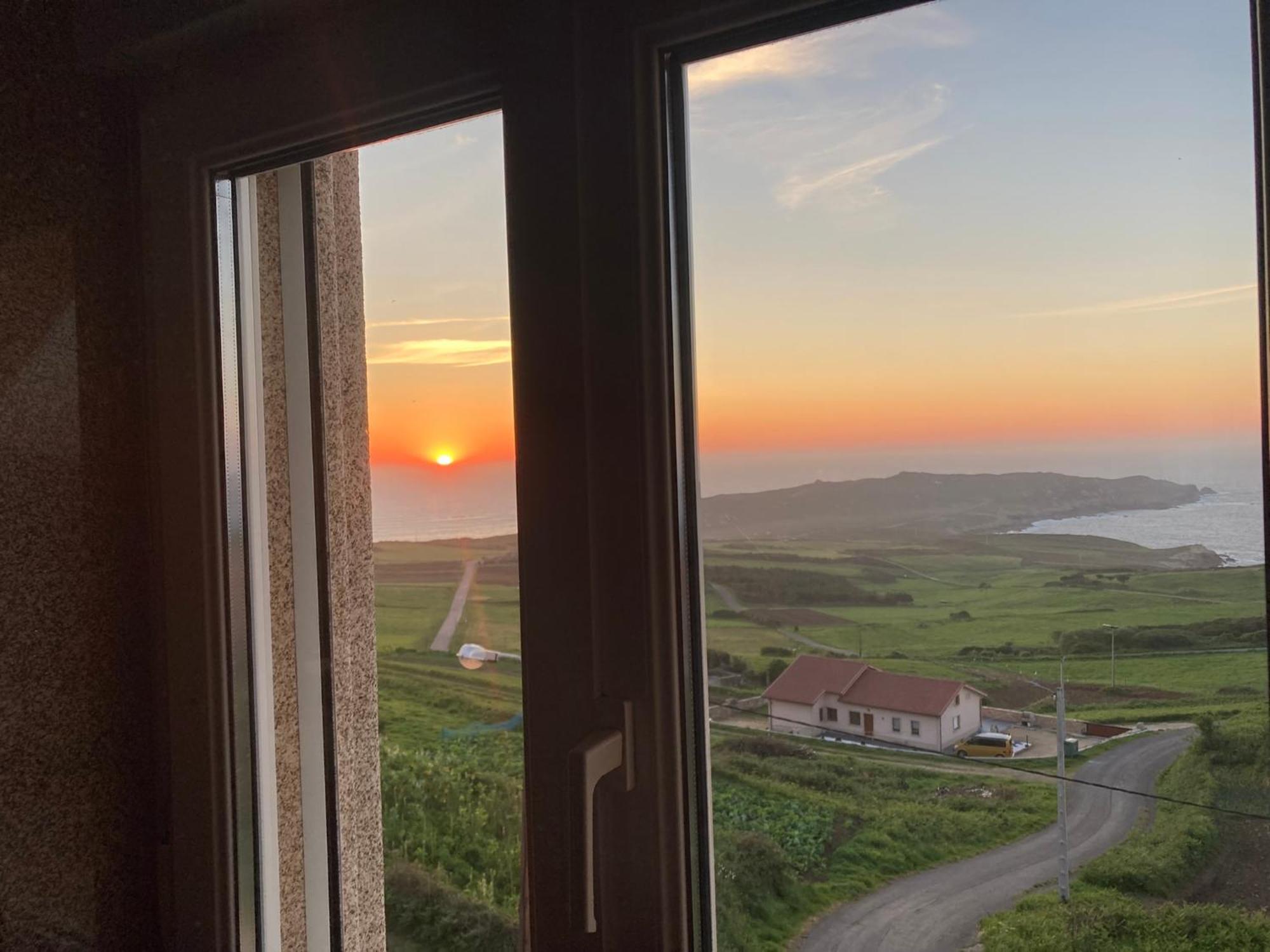 Апартаменты Mirador Do Faro Tourinan Мухия Экстерьер фото